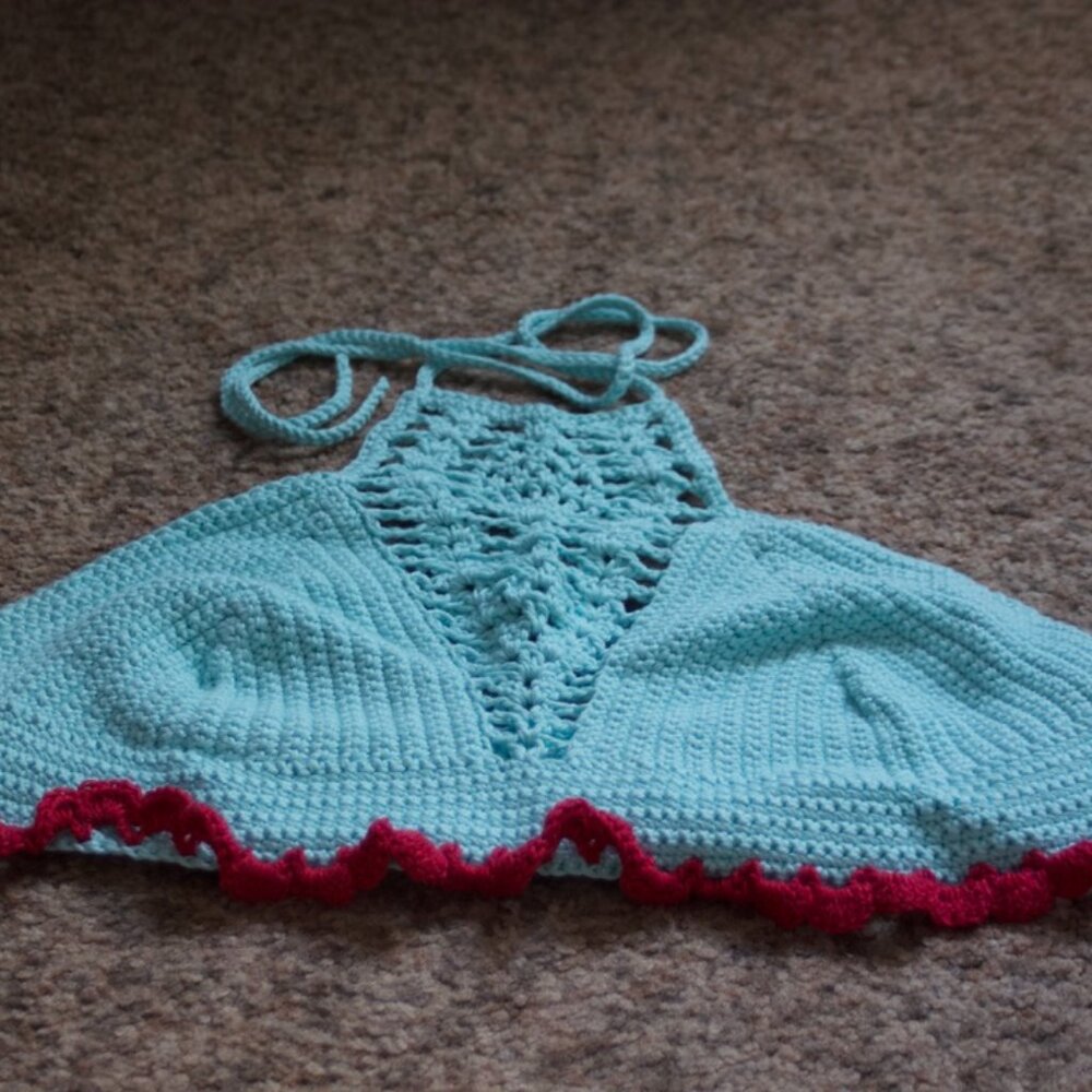 Crocheted Crop Halter Top 2x